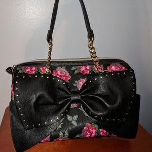 ✨LAST CHANCE✨NEW Betsy Johnson Large Bow Purse